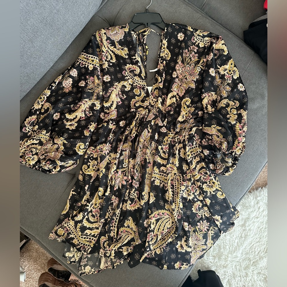 🎁 NWT Free People dress size XS, very oversized would fit most small/medium!